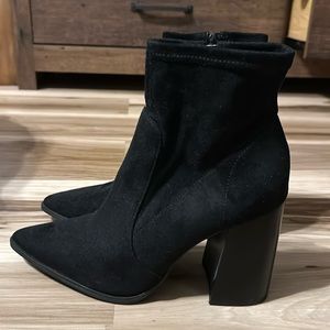 Steve Madden suede black booties size 9 worn once. perfect condition